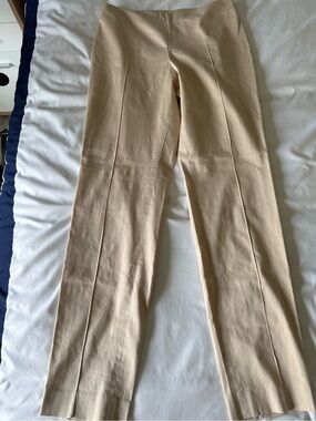 Akris Straight Leg Trousers Runs Small like a Sz 6 definitely not an 8 or 10